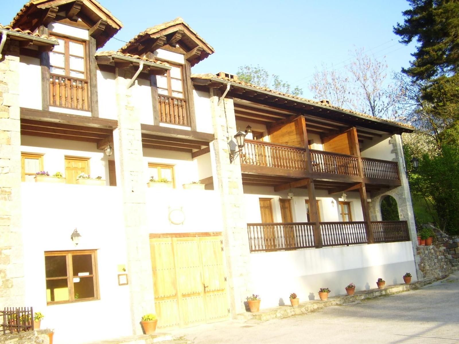 Viviendas Rurales Traldega Turieno Exterior photo