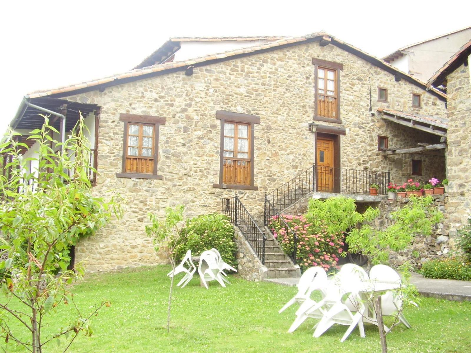Viviendas Rurales Traldega Turieno Exterior photo